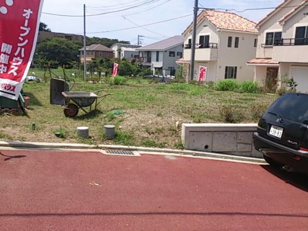 Local photos, including front road