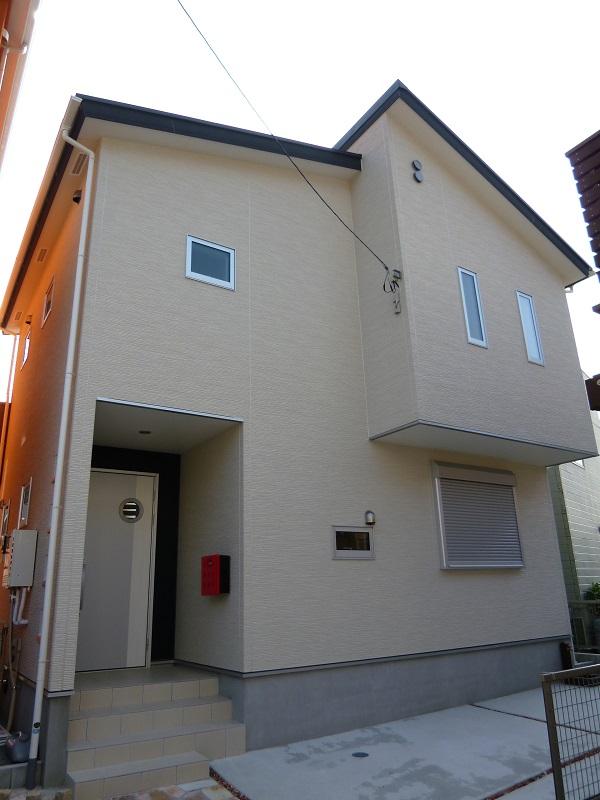 Local appearance photo. Appearance (front)