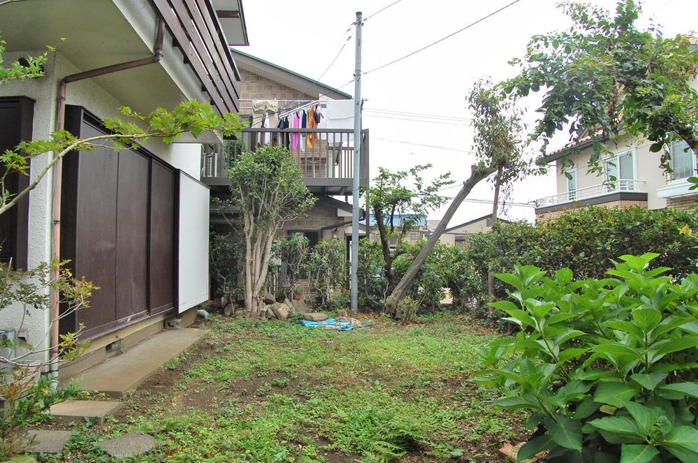 Local land photo. Garden (there is a custom home of the current state 1975 built 4LDK)