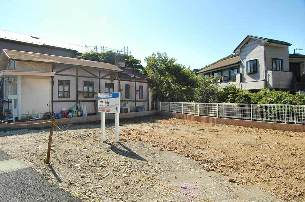 Local land photo. Site 39 tsubo, Frontage widely is the terrain better.