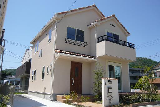 Local appearance photo. Local (August 2013) shooting Building 2