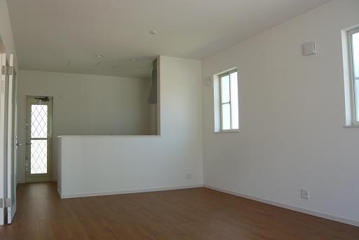 Living. Spacious LDK18 Pledge!