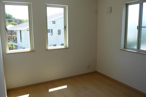 Non-living room. Second floor Western style room 5.3 Pledge!