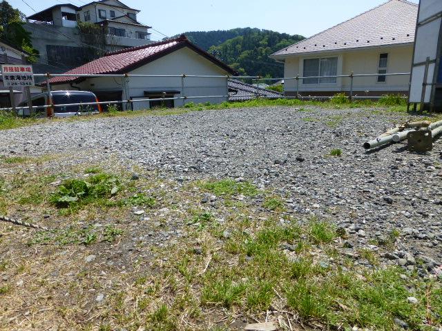 Local land photo. Please check all means at the local. 