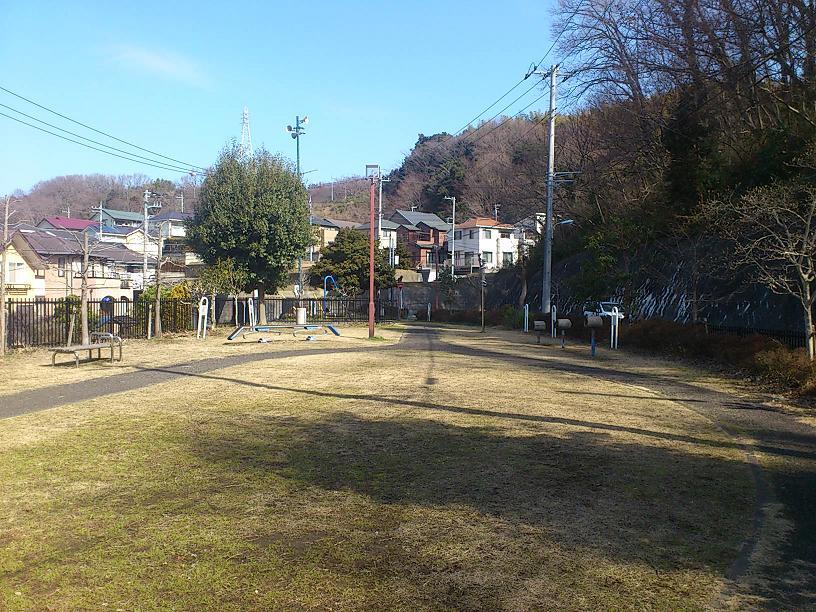 park. Midorigaoka Sports Park to 15m
