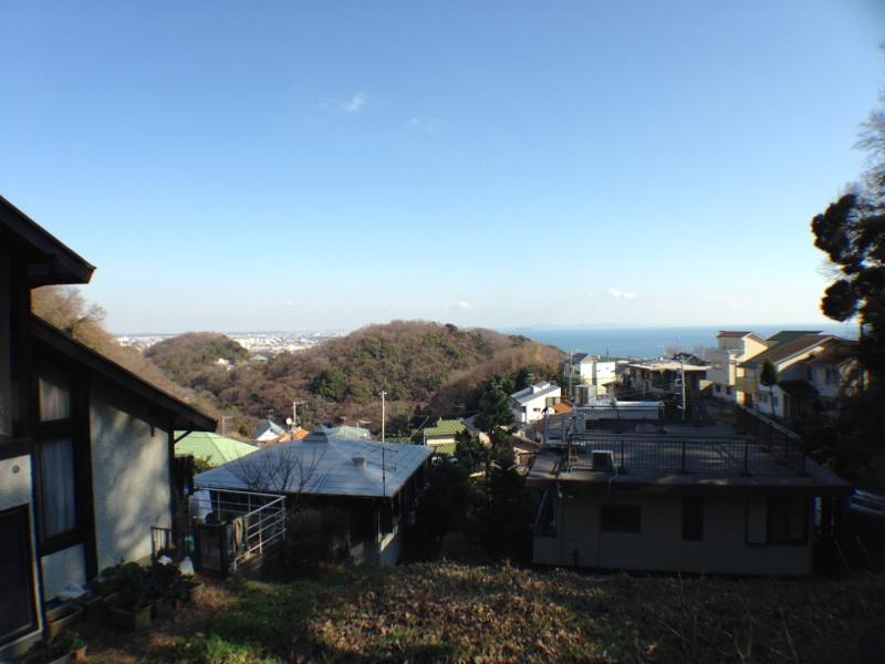 View photos from the local. Local (January 2014) Shooting