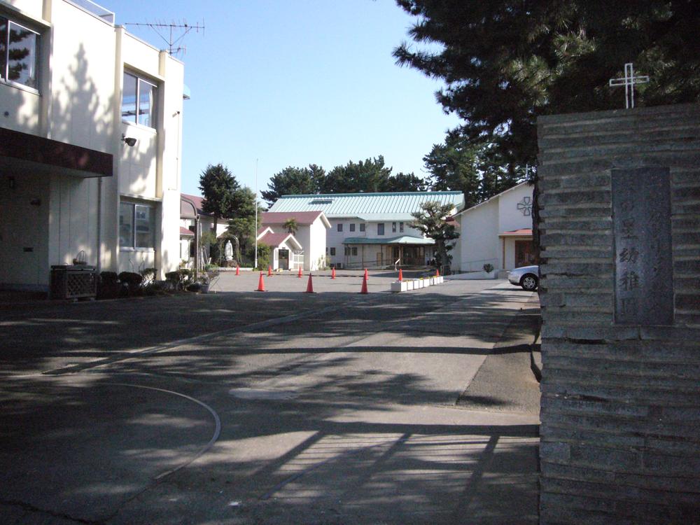 kindergarten ・ Nursery. In the 200m sea star kindergarten to star kindergarten of the sea, "Thank you," "I'm sorry" to grow up in a child can say honestly the, And has "always with God" watching to have a peace of mind and joy that it is.