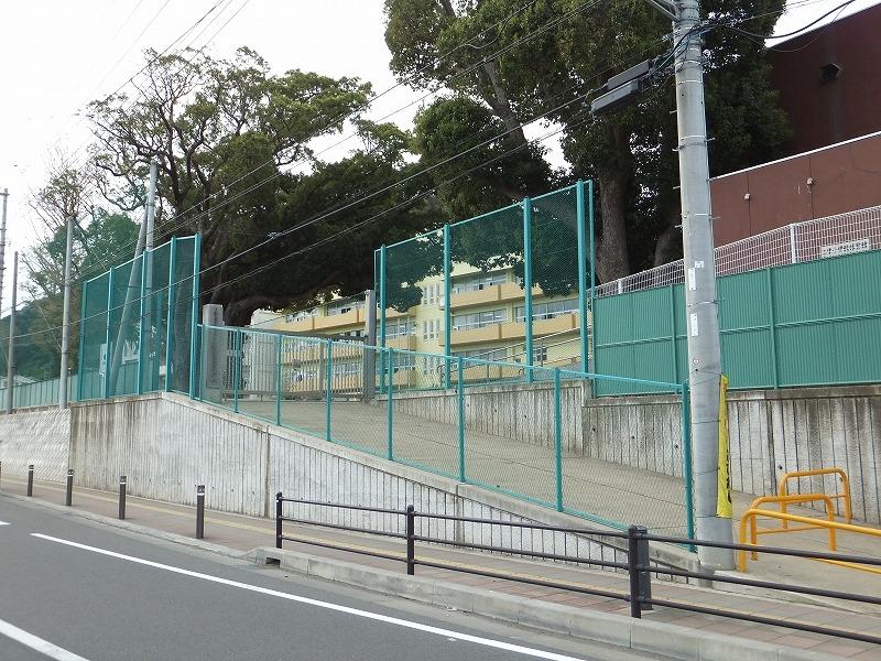 Primary school. 1543m to Ninomiya Municipal Ninomiya Elementary School