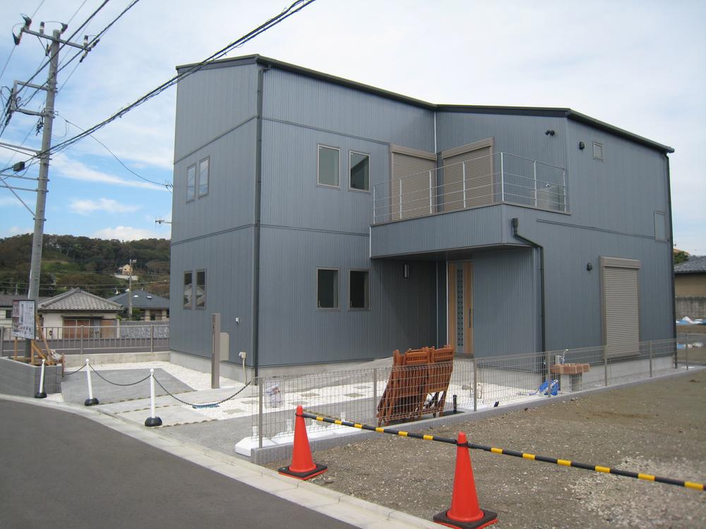 Local appearance photo