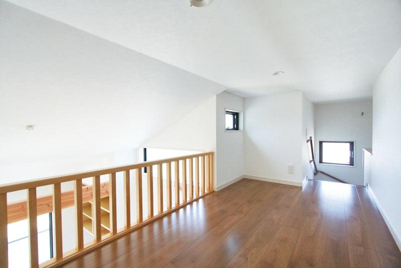 Building plan example (introspection photo). Effectively exploited on the living room in the loft