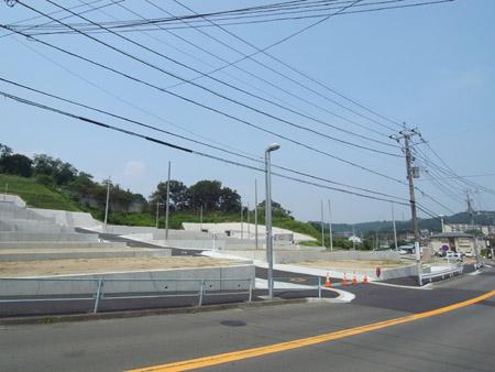 Local photos, including front road. Local (August 2013) Shooting