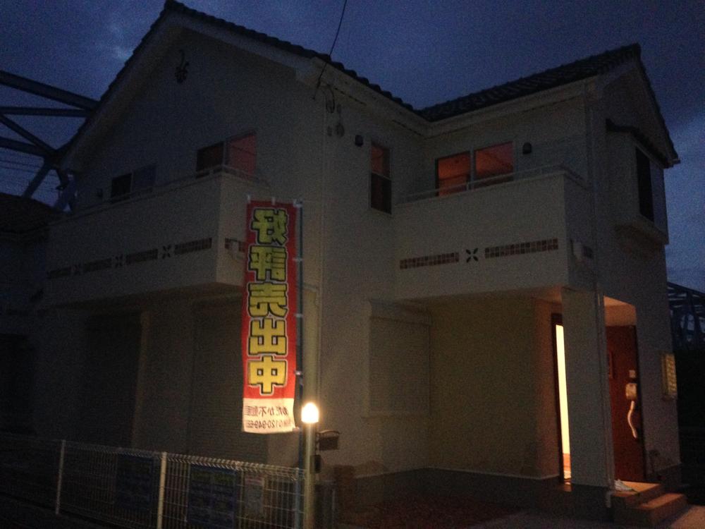 Local appearance photo. Local (10 May 2013) Shooting