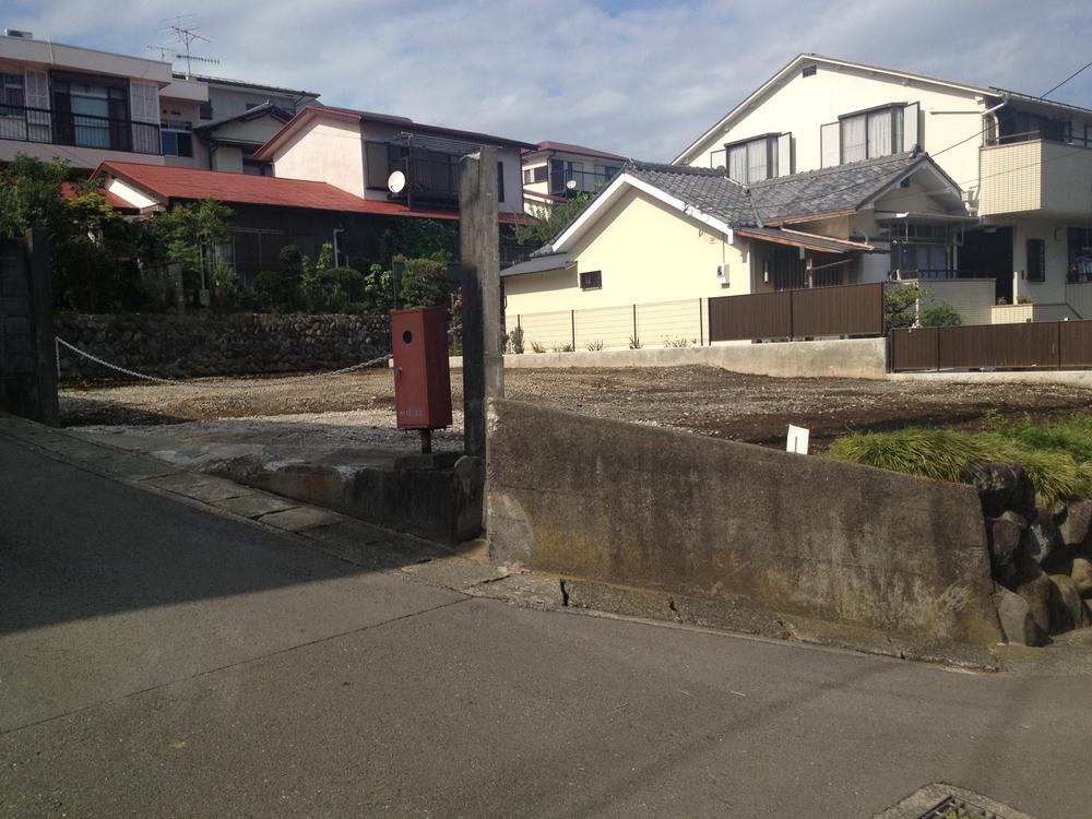 Local land photo. Local (10 May 2013) Shooting