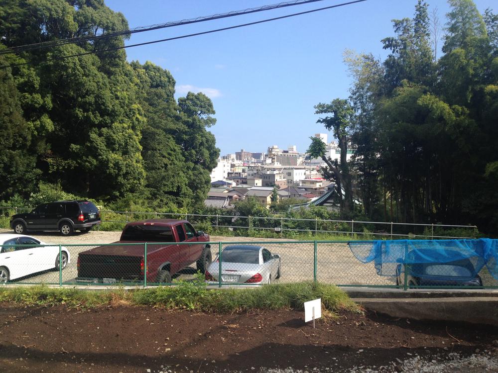 View photos from the local. View from the site (October 2013) Shooting