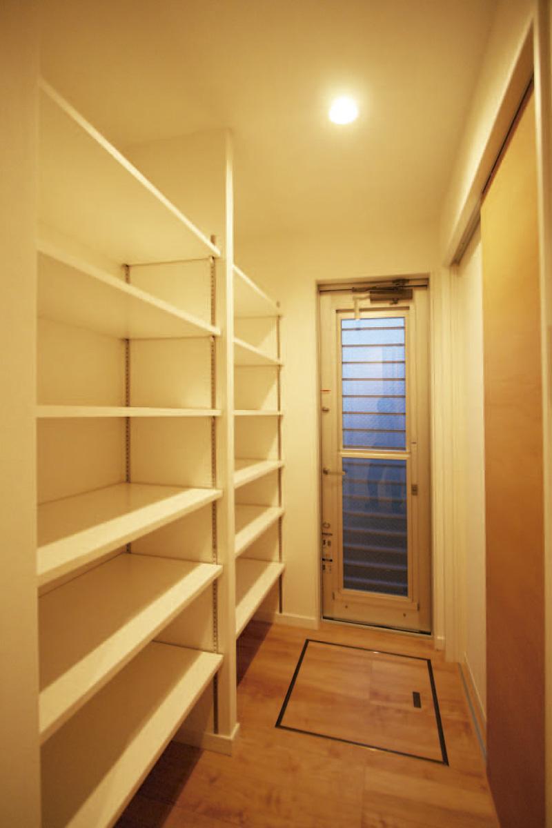 Receipt. Pantry (July 2013) Shooting