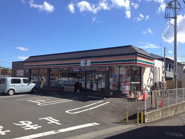 Convenience store. Indoor (10 May 2013) Shooting