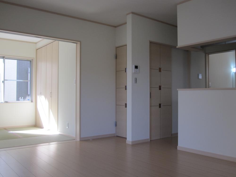 Living. Indoor (July 2013) Shooting