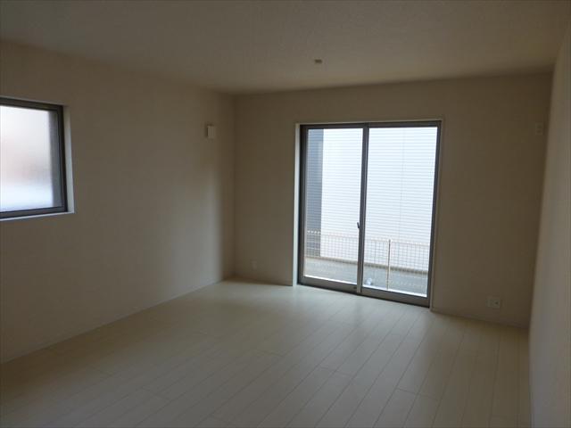 Same specifications photos (living). Same specifications living example of construction