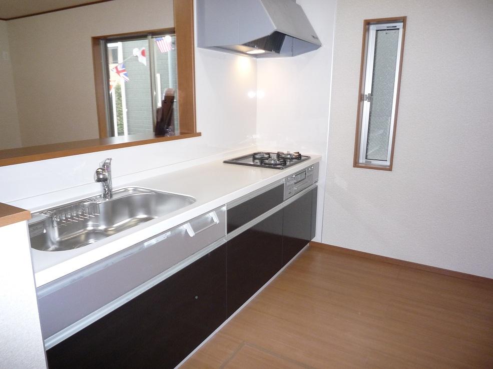 Same specifications photo (kitchen). Same specification kitchen
