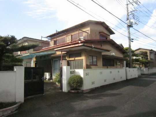 Local land photo. Located on corner lot. Current, There Furuya. Dismantling at the time of delivery ・ I do as a vacant lot