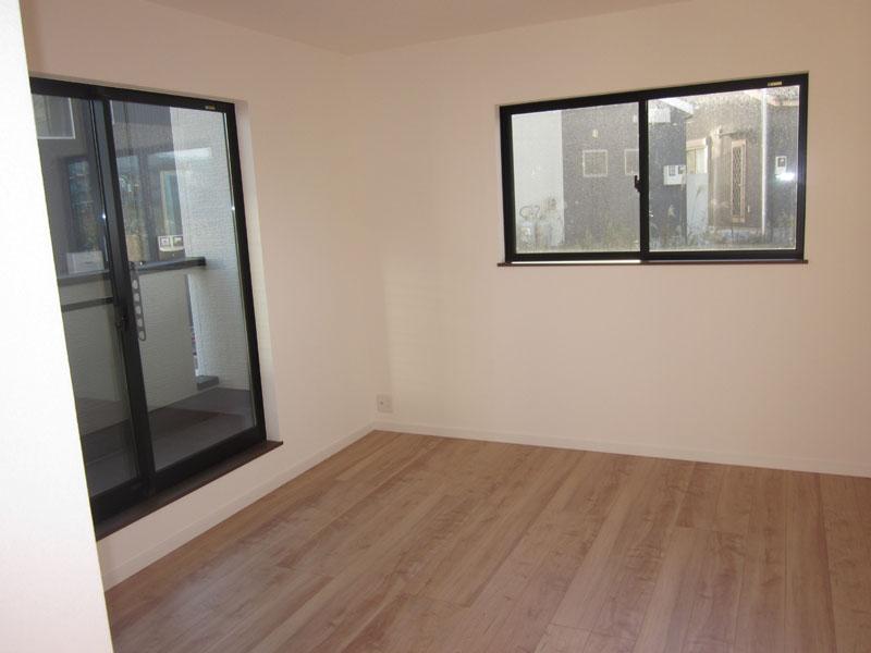 Non-living room. 2 Kaiyoshitsu