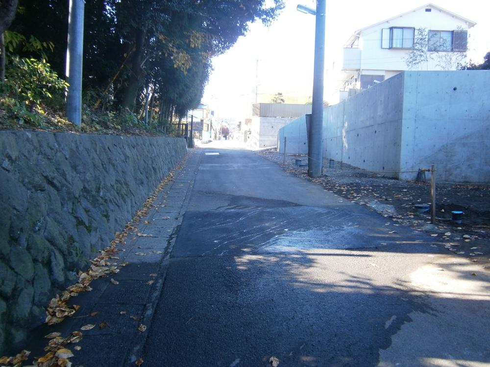 Local photos, including front road. Local (12 May 2013) Shooting