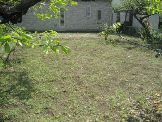 Local land photo. Local is a photo.