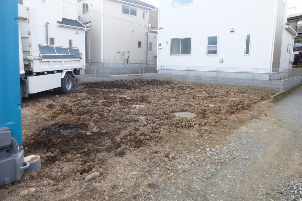 Local appearance photo. Local (12 May 2013) Shooting ☆ Rich natural environment surrounded by greenery!  ☆ Good day in the south balcony ☆ Popular face-to-face kitchen!