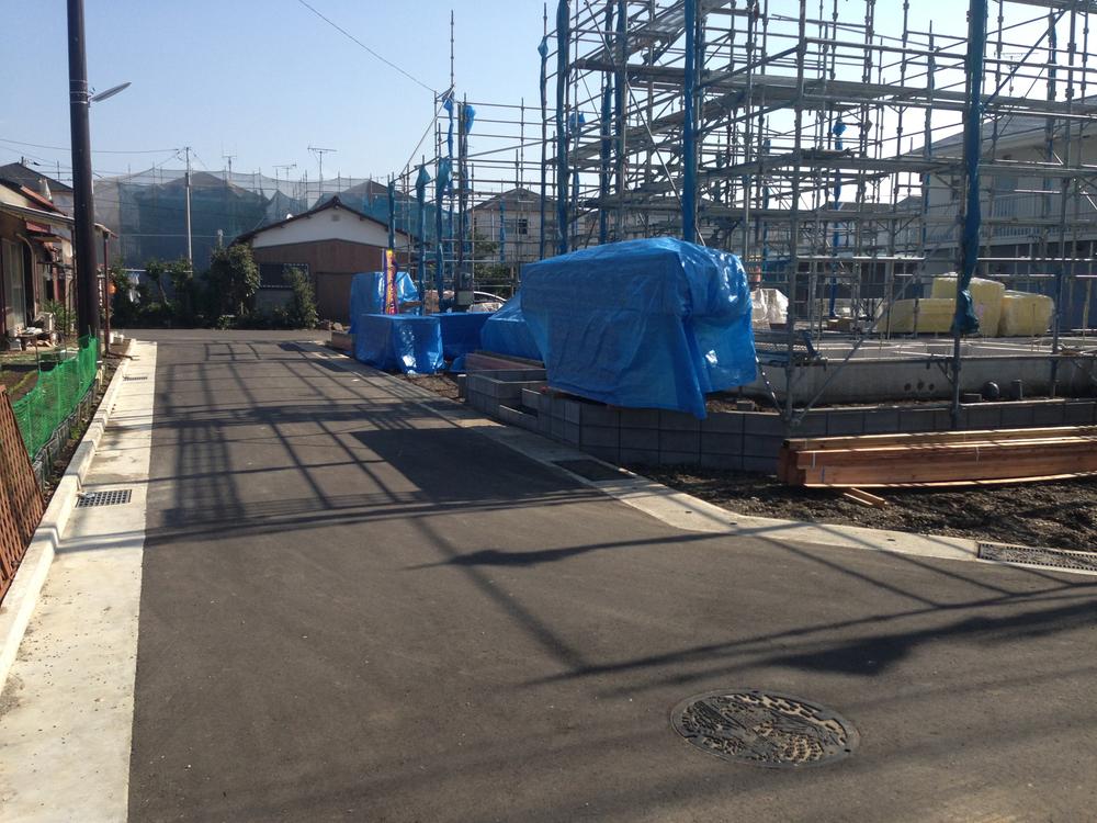 Local appearance photo. Local (10 May 2013) Shooting