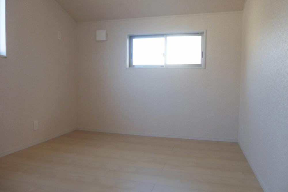 Non-living room. 2 Kaiyoshitsu