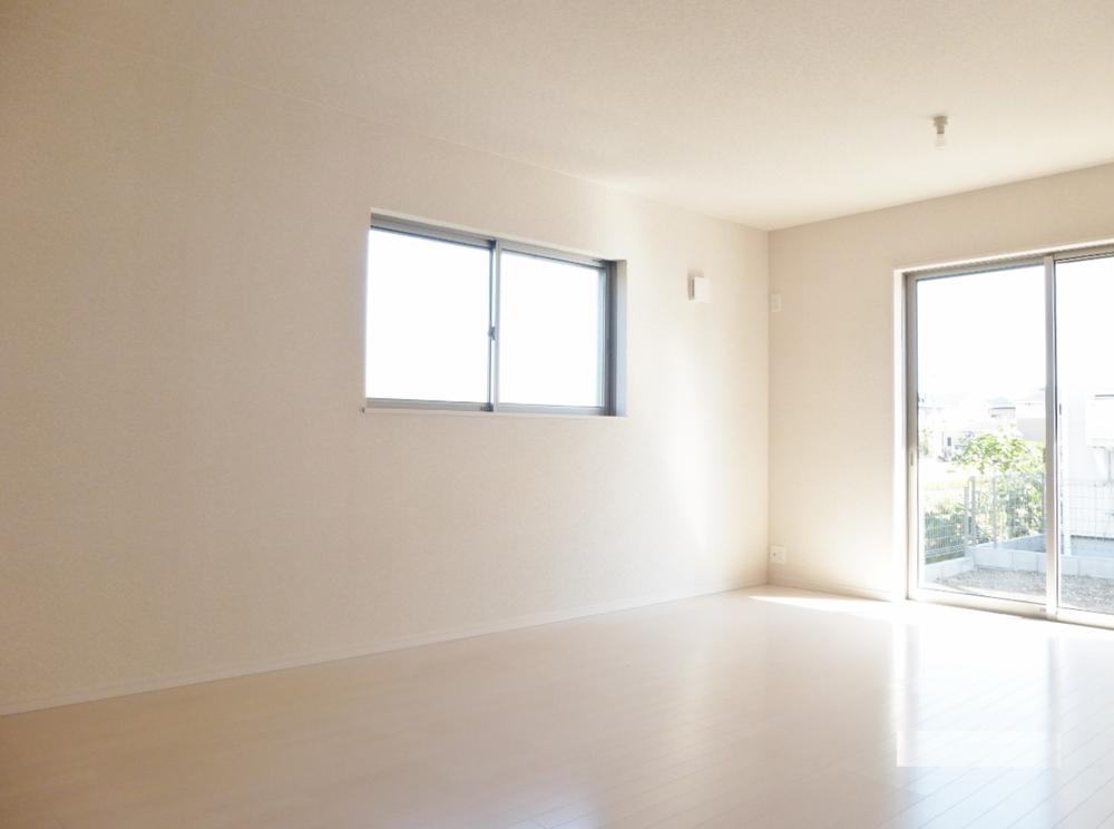 Living. South-facing living room