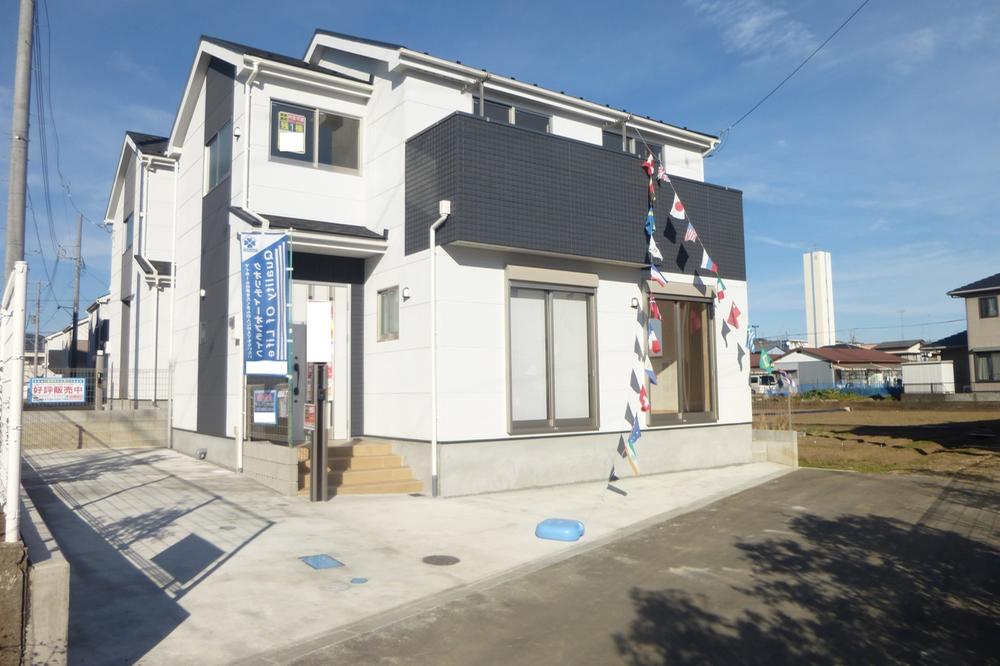 Local appearance photo. The remaining 1 buildings! Local (12 May 2013) Shooting 6 Building ◎ is Zenshitsuminami facing ◎ outer wall using the thickness 37mm Asahi Kasei Hebel power board ☆