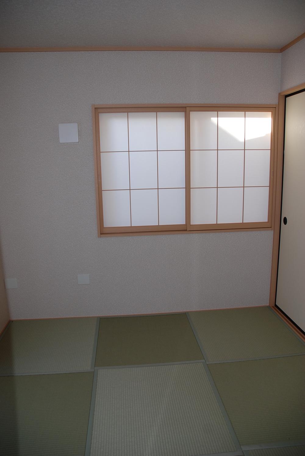 Non-living room. Indoor (11 May 2013) Shooting