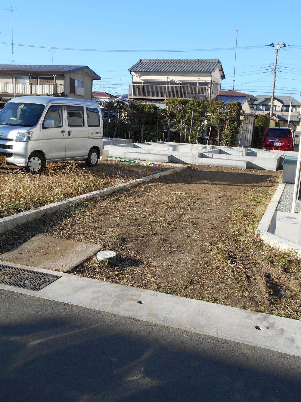 Local appearance photo. Building 2