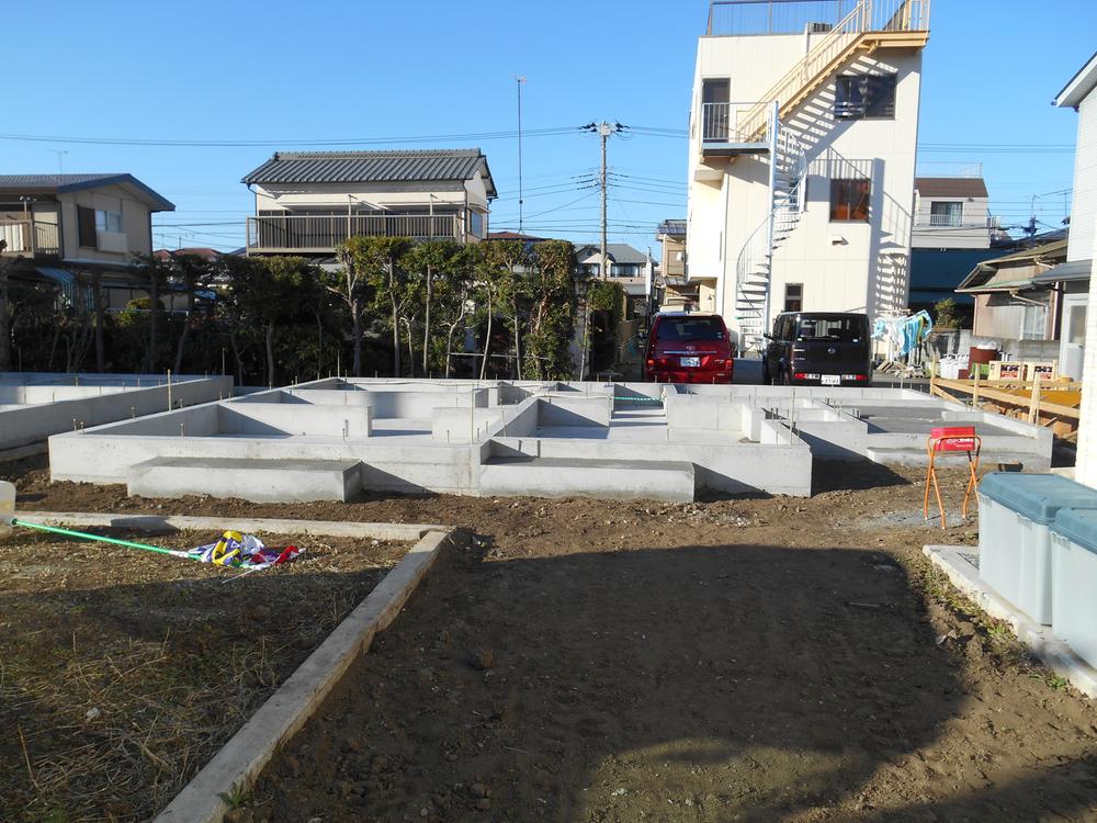 Local appearance photo. Building 2