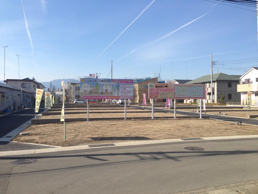 Local photos, including front road. No.13 ~ "Double-sided road area" of 19 compartment.