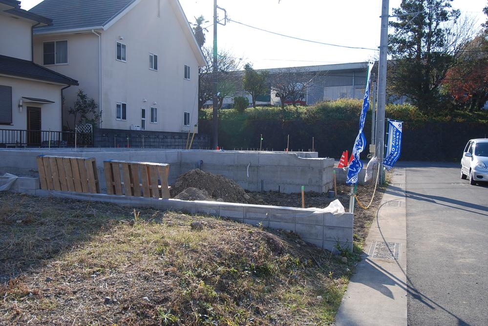 Local appearance photo. Local (12 May 2013) Shooting