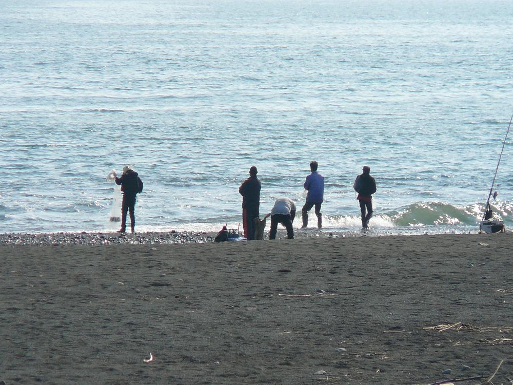 Other. It is the mouth of the Sakawa River. It is ideal for walks and fishing.