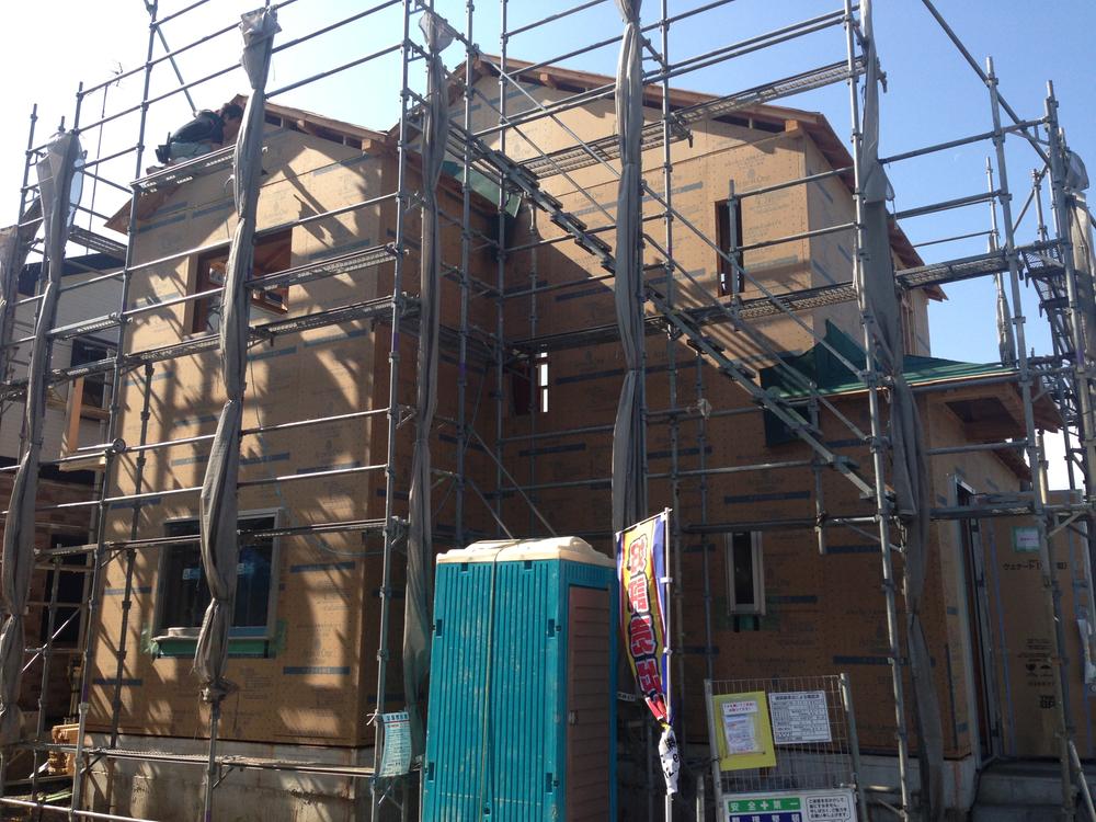 Local appearance photo. Local (10 May 2013) Shooting