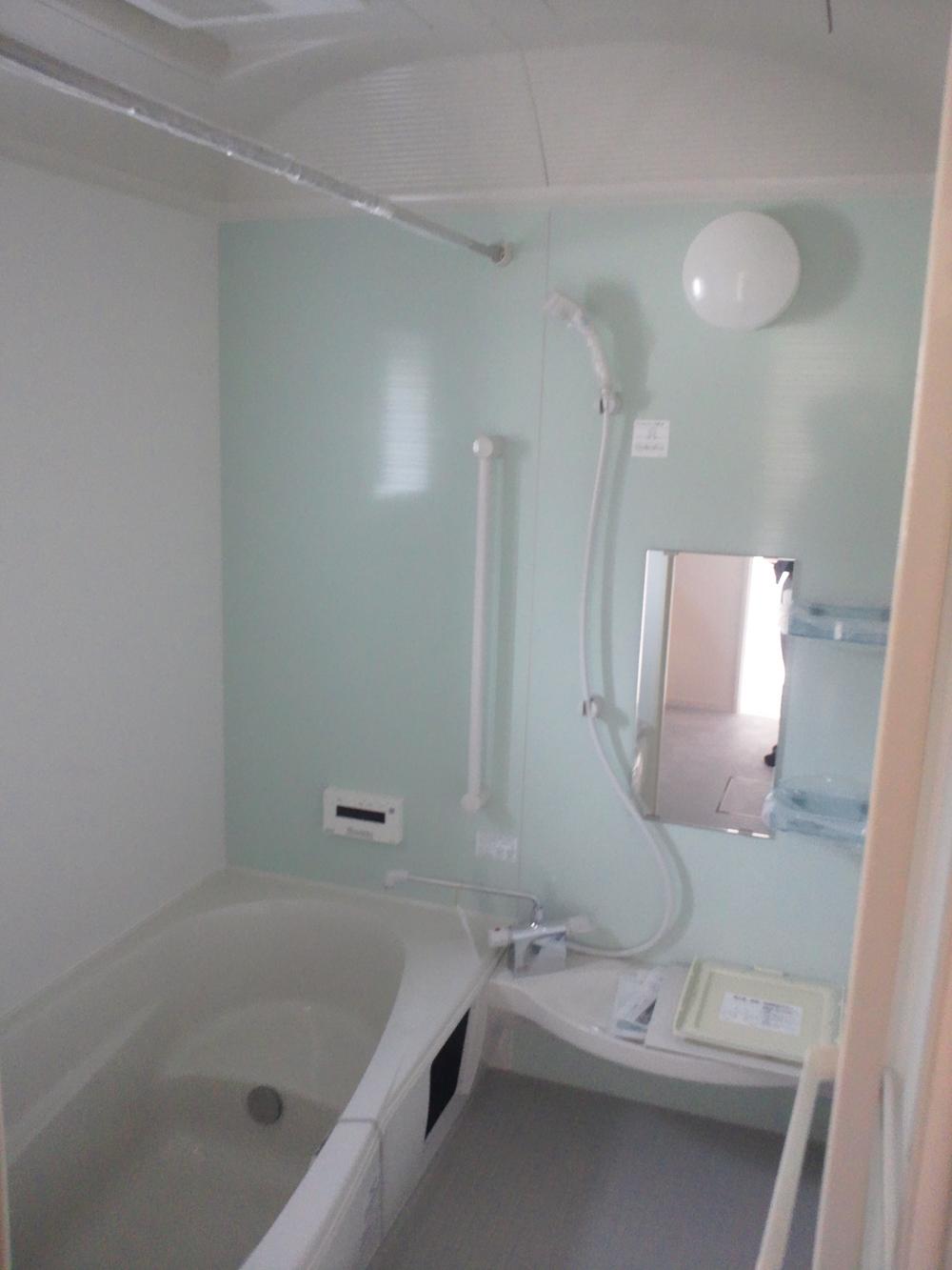 Same specifications photo (bathroom). Example of construction