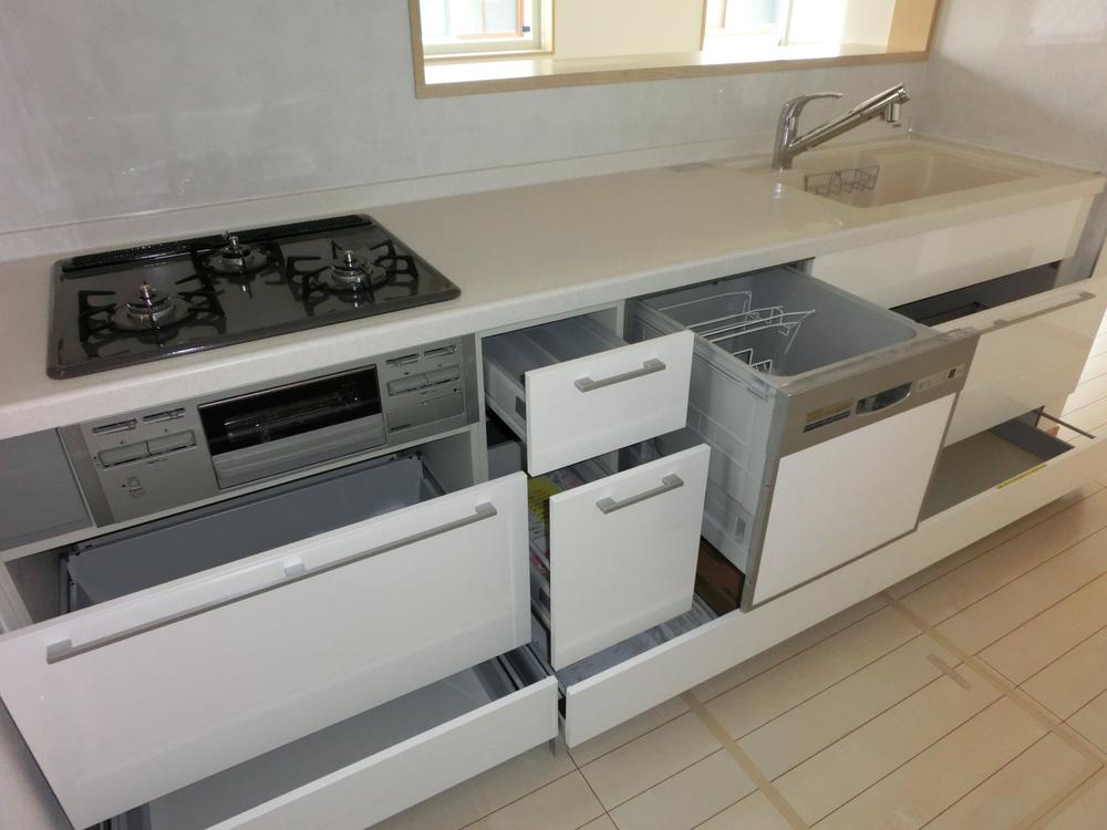 Same specifications photo (kitchen)