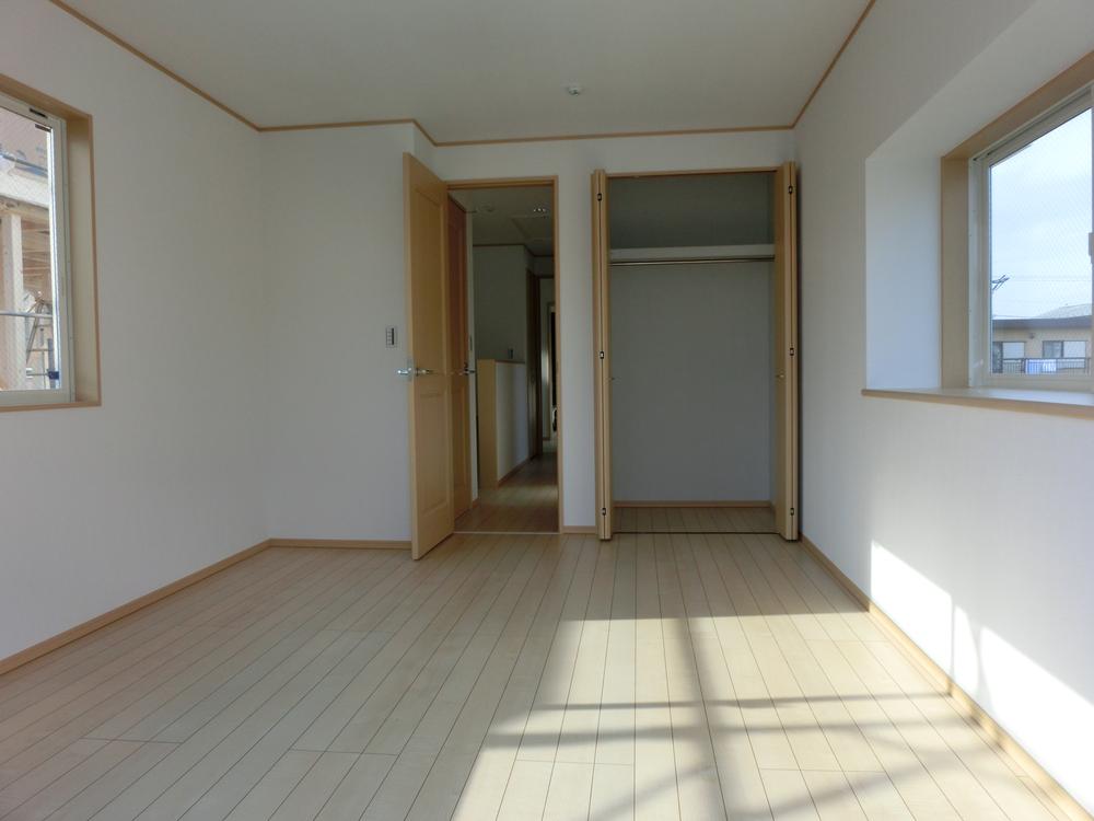 Non-living room. Same specifications Photos