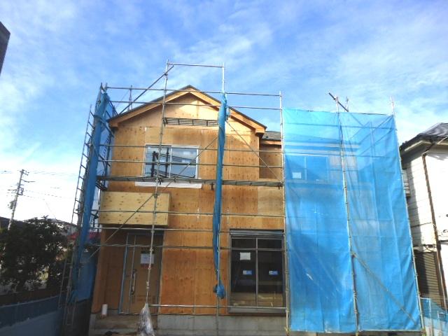 Local appearance photo. Local (12 May 2013) Shooting South frontage is widely is positive per good