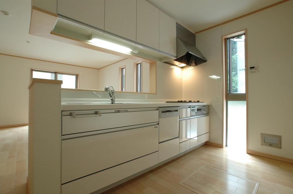 Same specifications photo (kitchen). Same specifications