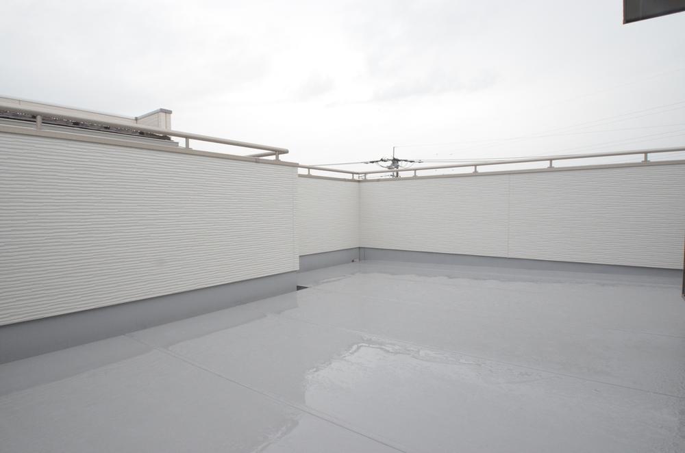 Other. Spacious rooftop Please use as a private space such as a dog run and barbecue ☆