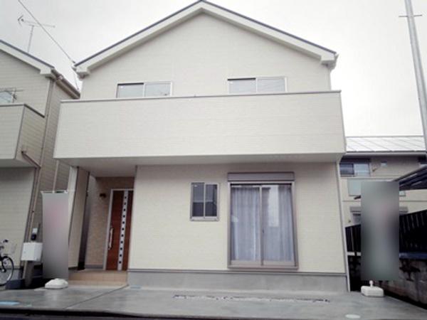 Local appearance photo. Local (12 May 2013) Shooting