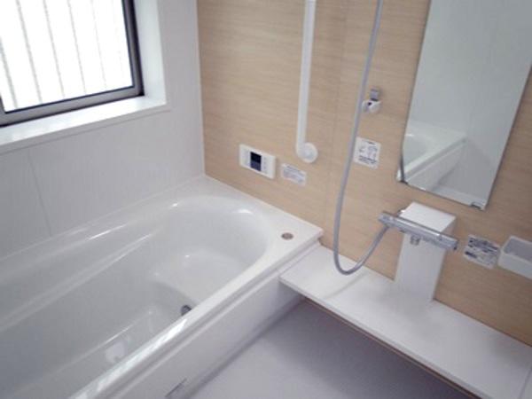 Bathroom. Indoor (12 May 2013) Shooting