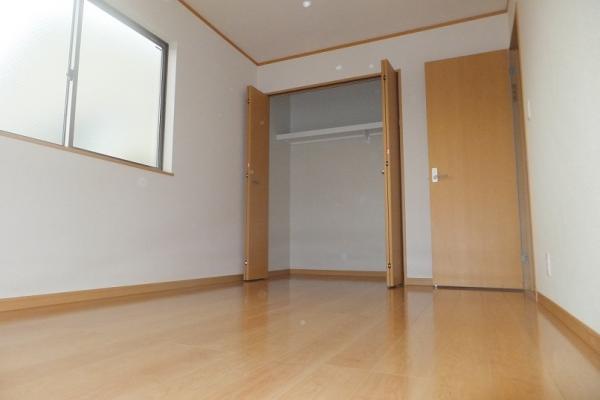 Same specifications photos (living)