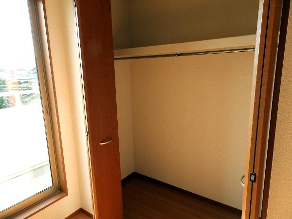 Receipt. Indoor (10 May 2013) Shooting 1 Building Western-style (1) Storage