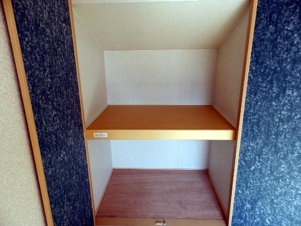 Receipt. Indoor (10 May 2013) Shooting 1 Building Japanese-style storage